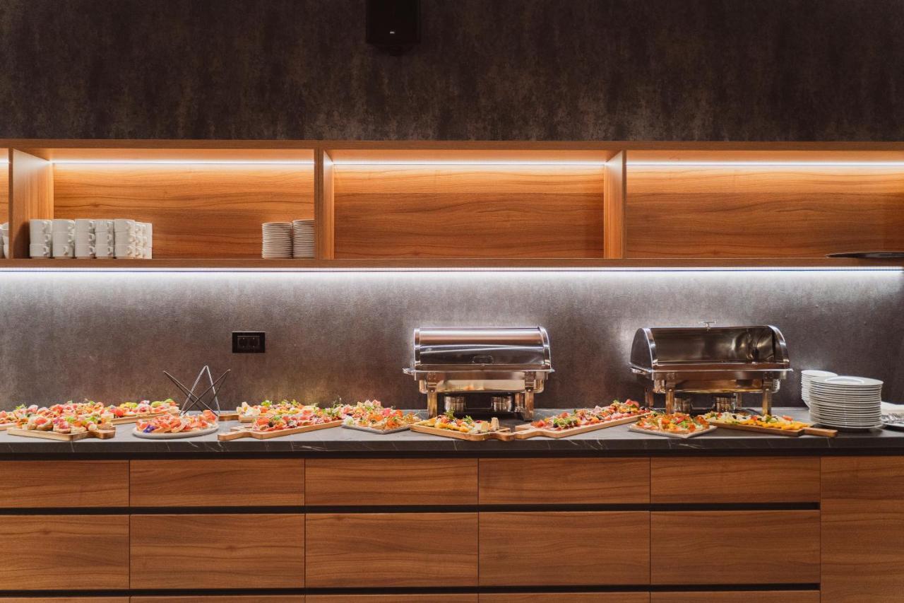 Hotel Element ノヴィ・サド エクステリア 写真
