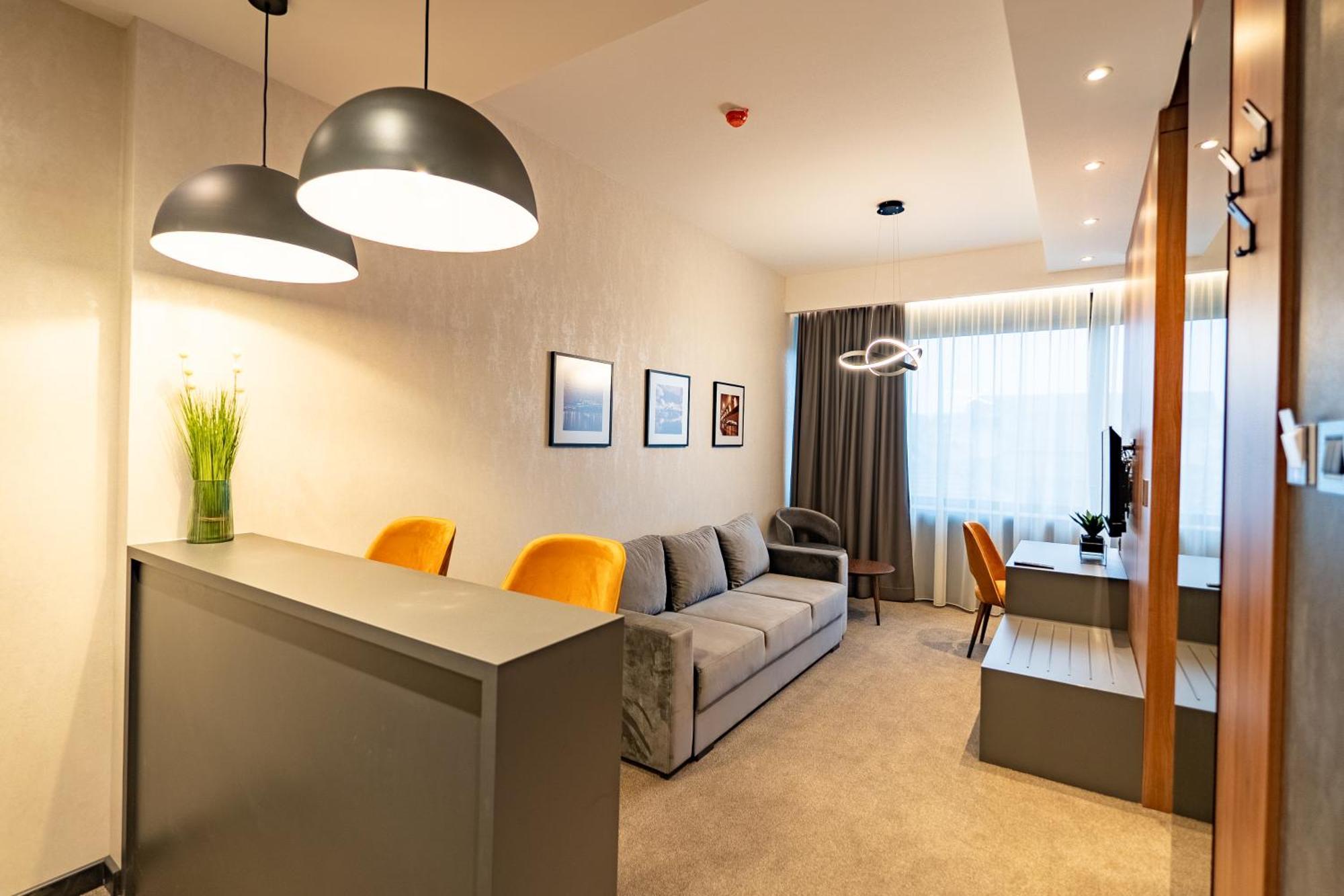 Hotel Element ノヴィ・サド エクステリア 写真