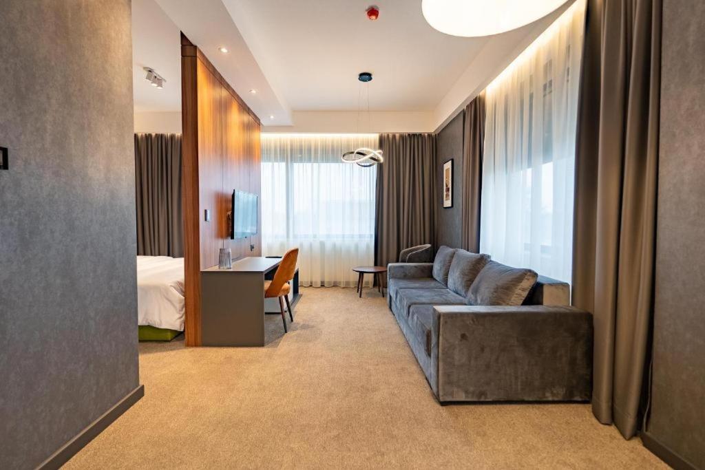 Hotel Element ノヴィ・サド エクステリア 写真